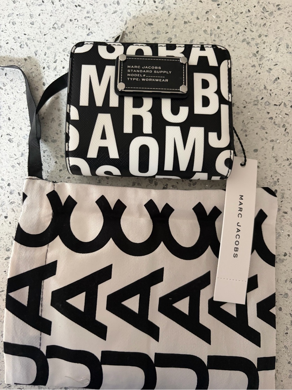 NWT Marc Jacobs Compact Wallet